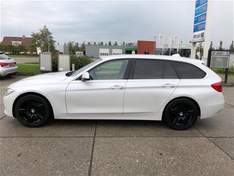 BMW 3-serie Touring - 320d 184pk High Executive - 1