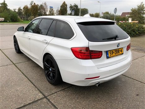 BMW 3-serie Touring - 320d 184pk High Executive - 1