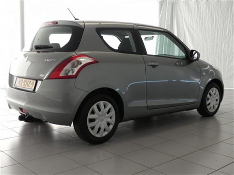 Suzuki Swift - 1.2 Comfort Dealer onderhouden | Airco | Trekhaak enz - 1