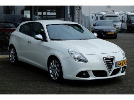 Alfa Romeo Giulietta - 1.6 JTDm 105 Distinctive - 1