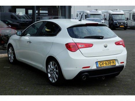 Alfa Romeo Giulietta - 1.6 JTDm 105 Distinctive - 1