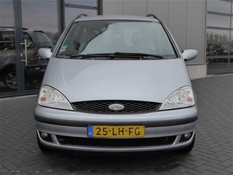 Ford Galaxy - 2.0 8V Centennial PDC, 7 Personen - 1