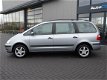 Ford Galaxy - 2.0 8V Centennial PDC, 7 Personen - 1 - Thumbnail