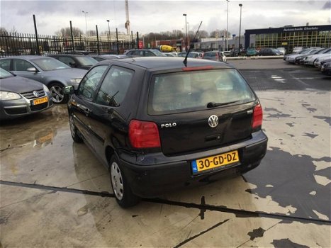 Volkswagen Polo - 1.9 SDI Trendline - 1