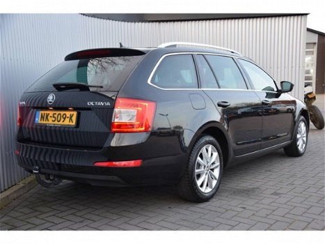 Skoda Octavia Combi - 115PK TSI DSG Style Business/Xenon/Trekhaak - 1