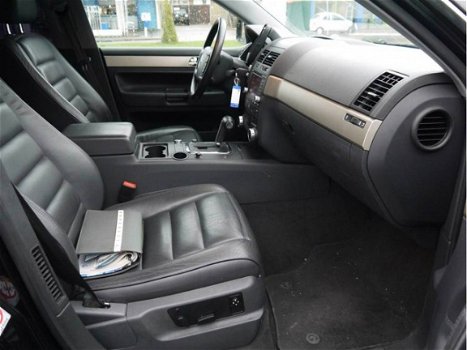 Volkswagen Touareg - 3.2 V6 Automaat - Navigatie - 1