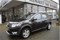 Dacia Sandero - 0.9 TCe S&S Stepway Lauréate / TREKHAAK / NAVIGATIE GROOT SCHERM / CRUISE CONTROLE / - 1 - Thumbnail