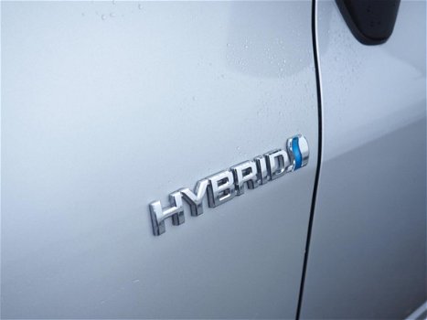 Toyota Auris - 1.8 Full Hybrid 136PK EXECUTIVE /TREKHAAK/NAV/CAMERA - 1