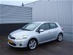 Toyota Auris - 1.8 Full Hybrid 136PK EXECUTIVE /TREKHAAK/NAV/CAMERA - 1 - Thumbnail