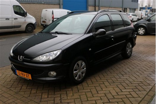 Peugeot 206 SW - 1.4 Air-line 2 Nieuwe Distributieriem - 1