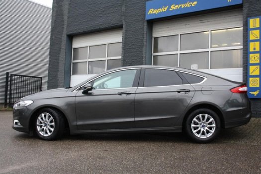 Ford Mondeo - TITANIUM 1.5Tdci 5D NAVI KEYLESS PDC - 1