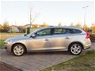 Volvo V60 - D6 AWD PLUG-IN HYBRID SUMMUM 17INCH/XENON/NAVI - 1 - Thumbnail