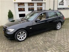 BMW 3-serie Touring - 325I AUTOMAAT NAVI PANODAK