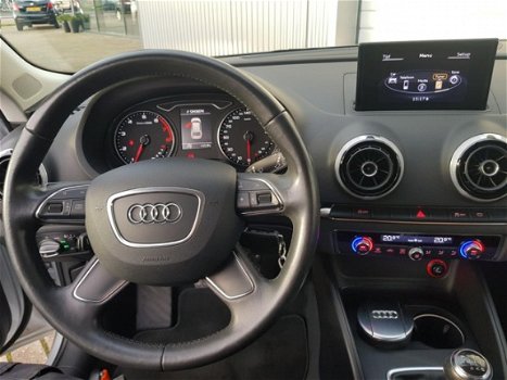 Audi A3 - 1.4 TFSI Attraction Pro Line - 1
