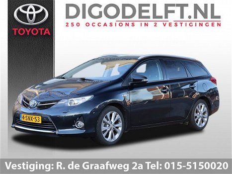 Toyota Auris Touring Sports - 1.8 Hybrid Lease Pro | Navigatie | Panoramadak | Half Leder | 1e eigen - 1