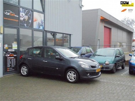 Renault Clio - 1.4-16V Dynamique Luxe 5DRS|AIRCO|TREKHAAK|NAP|APK04-2020 - 1