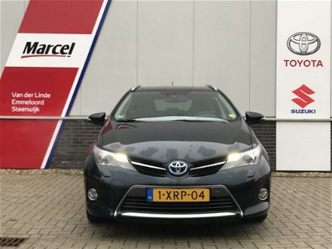 Toyota Auris Touring Sports - 1.8 Hybrid Lease Pano Navi Cruise trekhaak PDC Xenon - 1