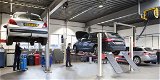 Peugeot 208 - 5drs 1.2 PureTech Blue Lease | Navigatie | Airconditioning | Parkeersensoren | 28.000k - 1 - Thumbnail