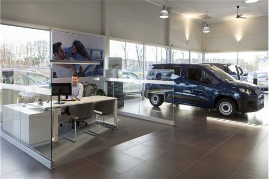 Peugeot 208 - 5drs 1.2 PureTech Blue Lease | Navigatie | Airconditioning | Parkeersensoren | 28.000k - 1