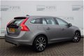 Volvo V60 - 2.4 D6 AWD Plug-In Hybrid Summum Marge auto/ Geen import/ Leder/ Sportstoel/ Standkachel - 1 - Thumbnail