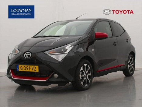 Toyota Aygo - 1.0 5drs X-Joy Red | Apple Carplay | Android Auto - 1