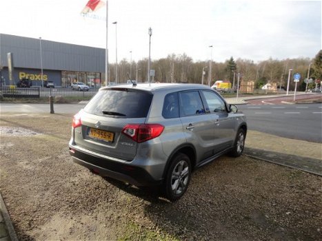 Suzuki Vitara - 1.6 VVT 120pk 2WD Exclusive - 1