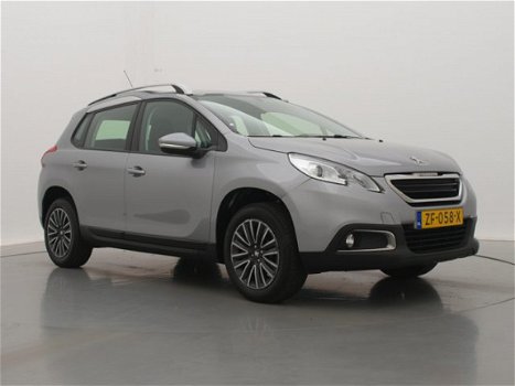 Peugeot 2008 - 1.2 82pk Active | Navigatie | Airco | Parkeersensoren | Cruise Control | Trekhaak | - 1