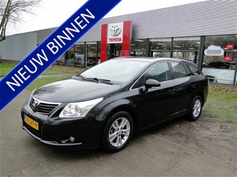 Toyota Avensis Wagon - 1.8 VVTi Business Navigatie/Cruise/Clima - 1