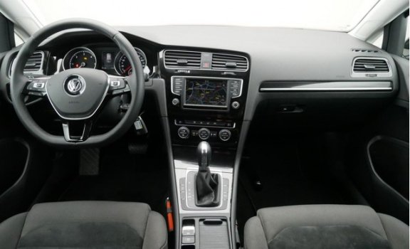 Volkswagen Golf Variant - 1.6 TDI Highline Executive, MARGE-auto, Automaat, Navigatie - 1