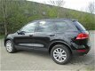 Volkswagen Touareg - 3.0 TDI Highline DSG 8Traps/Xenon/Leder/electr.Haak/ - 1 - Thumbnail