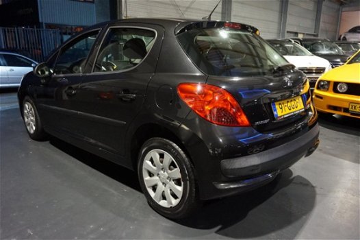 Peugeot 207 - 1.4 VTi Cool 'n Blue Airco/5Deurs/Nieuw Apk - 1