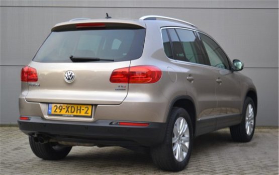 Volkswagen Tiguan - 1.4 TSI 122PK Sport&Style, Clima, Cruise, Navi, LMV, Trekhaak - 1