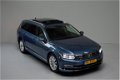 Volkswagen Passat Variant - 1.6 TDI Highline R-Line Automaat Org-NL/Panoramadak/Virtual-Cockpit/Groo - 1 - Thumbnail