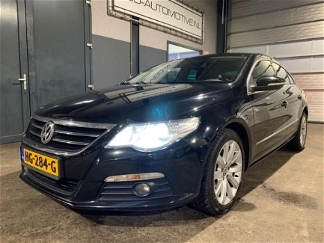 Volkswagen Passat CC - 2.0 TDI 4p. NAVI/ALCANTARA/ONDERHOUDEN - 1