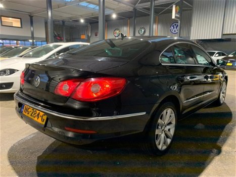 Volkswagen Passat CC - 2.0 TDI 4p. NAVI/ALCANTARA/ONDERHOUDEN - 1