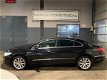 Volkswagen Passat CC - 2.0 TDI 4p. NAVI/ALCANTARA/ONDERHOUDEN - 1 - Thumbnail