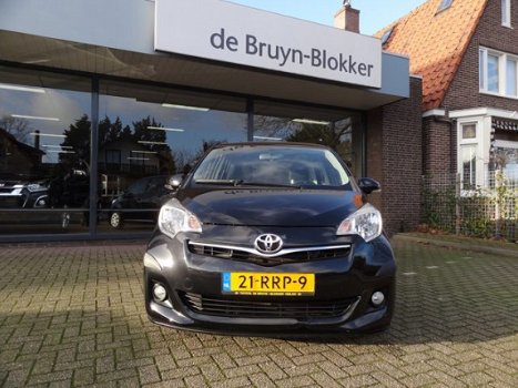 Toyota Verso S - 1.3 VVT-i Aspiration Automaat climate control / cruise control / parkeercamera - 1