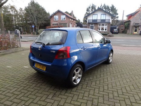 Toyota Yaris - 1.3 VVT-i Sol 5-drs airco, lichtmetalen velgen, zeer goed onderhouden - 1