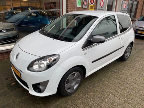 Renault Twingo - 1.2-16V Collection | 2e eigenaar geweest | weinig kilometers gereden | - 1