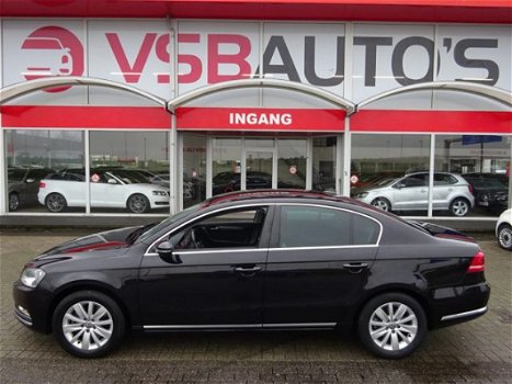 Volkswagen Passat - 1.4 TSI 122PK NAVIGATIE AIRCO CAMERA LMV PDC - 1