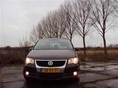 Volkswagen Touran - 2.0 TDI Comfortline Business - 1