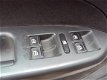 Volkswagen Touran - 2.0 TDI Comfortline Business - 1 - Thumbnail