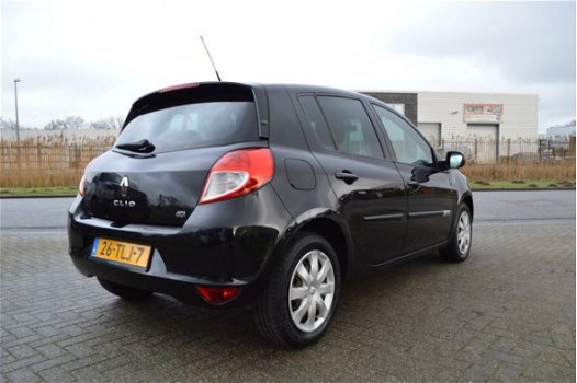 Renault Clio - 1.5 dCi Collection 5-Drs Airco - 1