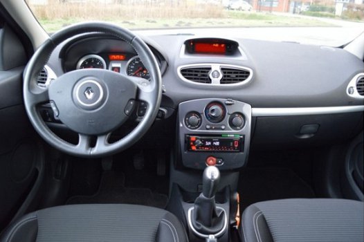 Renault Clio - 1.5 dCi Collection 5-Drs Airco - 1