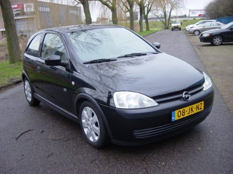 Opel Corsa - VERKOCHT, KIJK OP DE WEBSITE VOOR MEER AUTO'S - 1