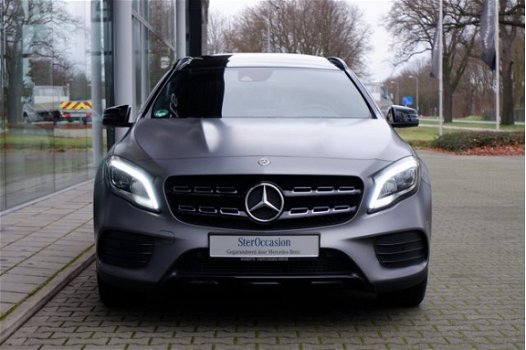 Mercedes-Benz GLA-Klasse - 180 Automaat | AMG-line | Navigatie | Achteruitrijcamera | - 1
