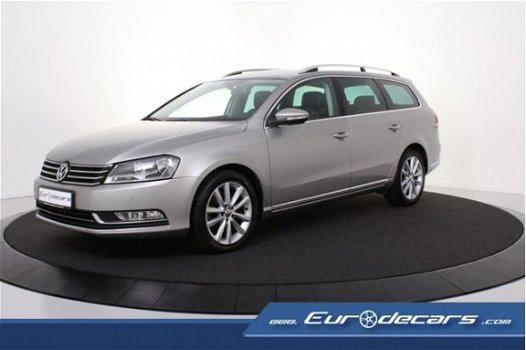 Volkswagen Passat Variant - 2.0 TDI Highline BlueMotion *Navigatie*Leer*1ste Eigenaar - 1