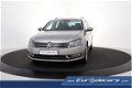 Volkswagen Passat Variant - 2.0 TDI Highline BlueMotion *Navigatie*Leer*1ste Eigenaar - 1 - Thumbnail