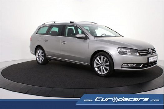 Volkswagen Passat Variant - 2.0 TDI Highline BlueMotion *Navigatie*Leer*1ste Eigenaar - 1