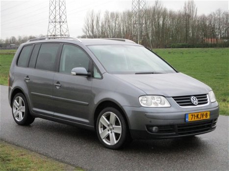 Volkswagen Touran - 2.0 TDI Trendline Met ECC/Cr-control/Elektrische ramen - 1